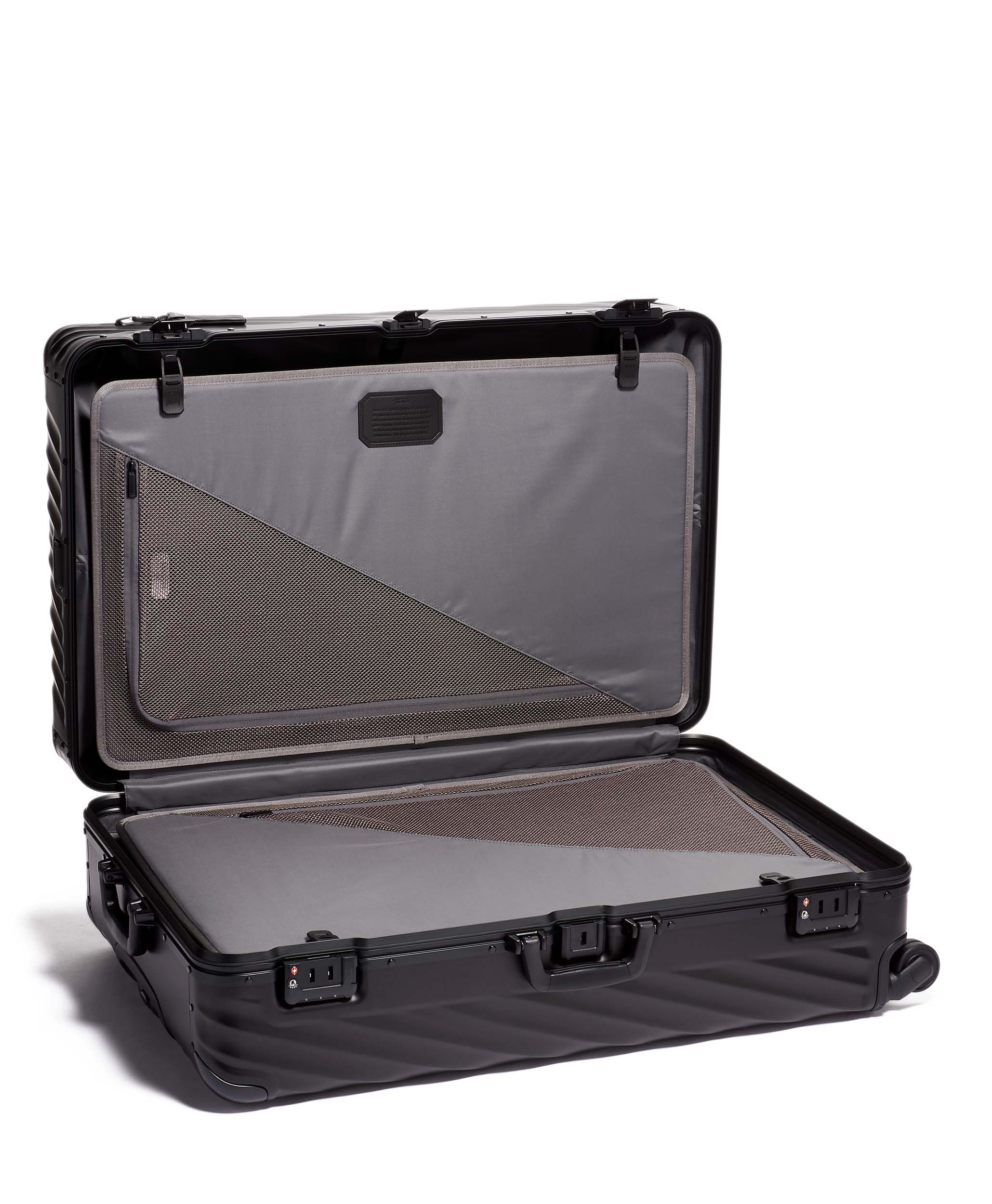 Worldwide trip packing case outlet