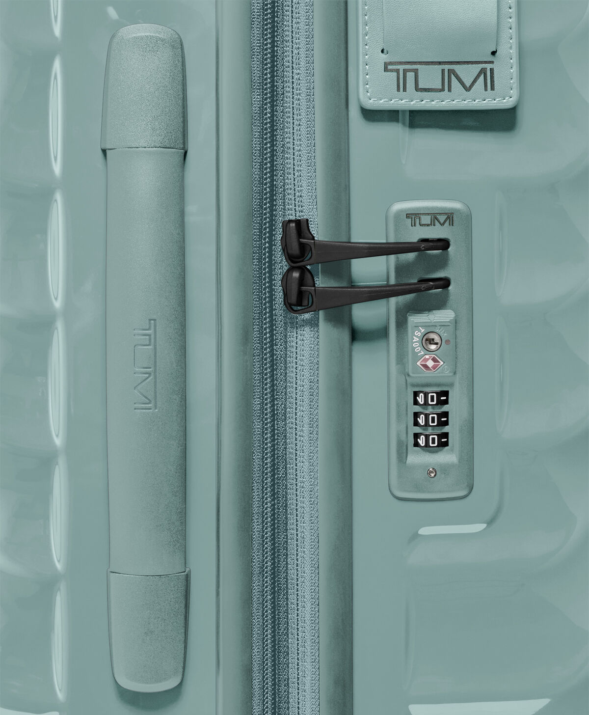 TUMI Maleta expansible Short Trip 66 cm
