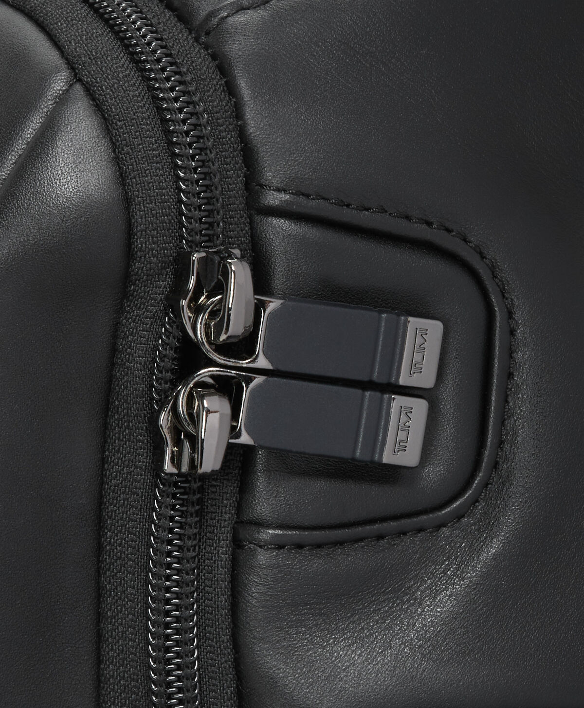 Alpha Malet&iacute;n grande para port&aacute;til de 17''