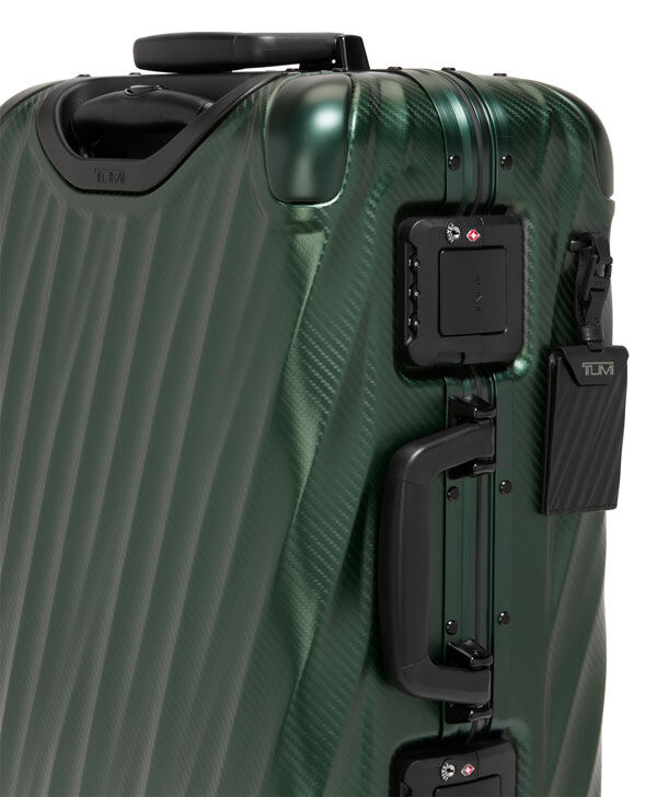 19 Degree Aluminium International Carry-On 56 cm Green | TUMI Spain
