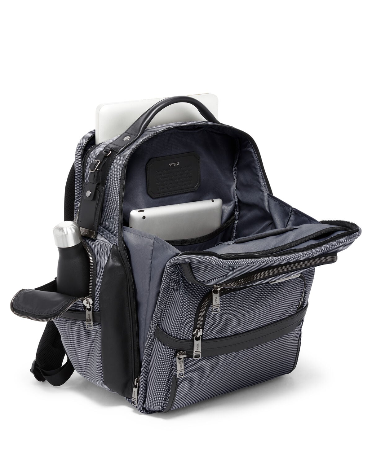 Alpha X TUMI Brief Pack&reg;
