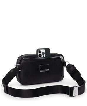 Arriv&eacute; Bolso Sling Compact Messina