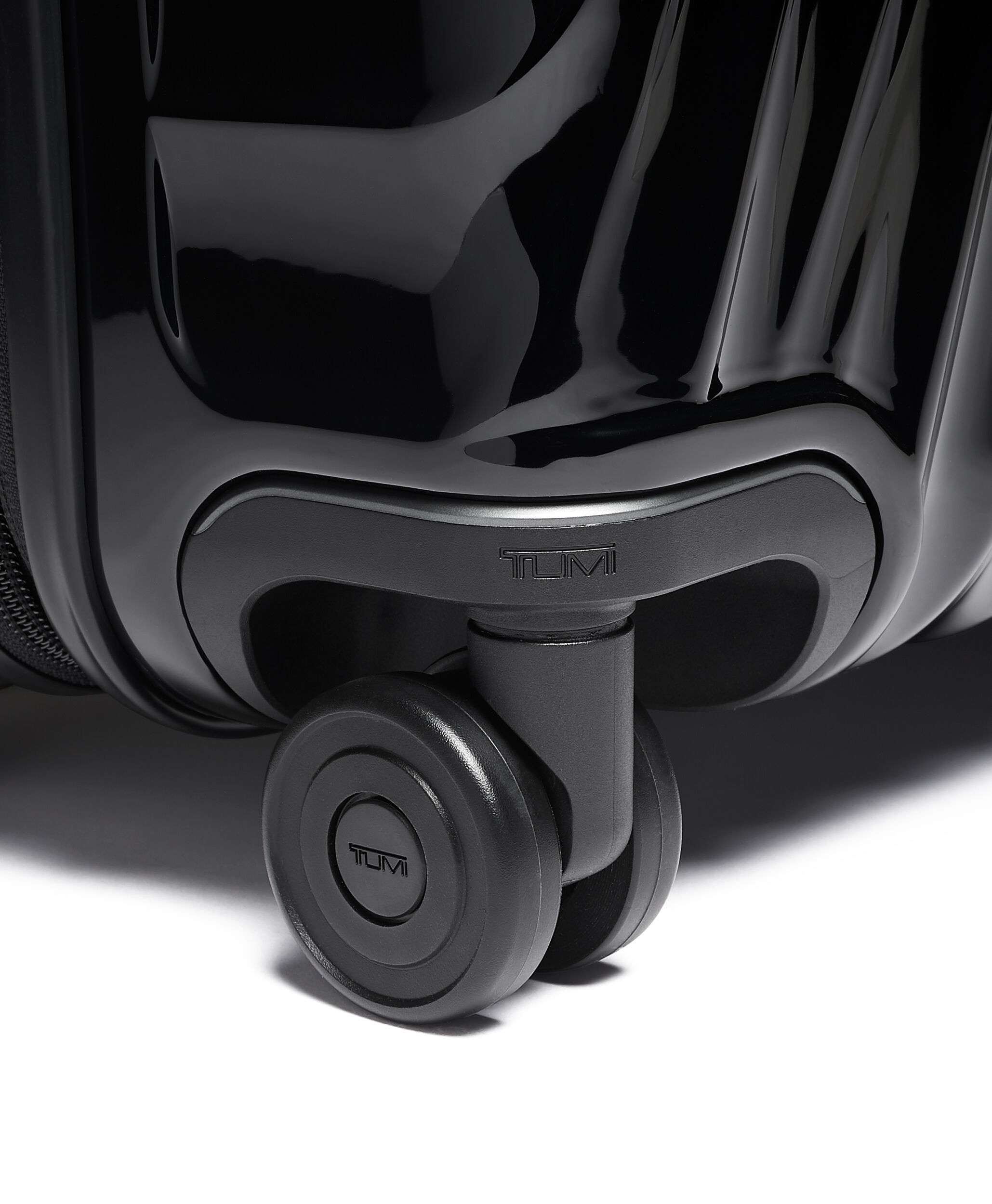 19 Degree Expandable Rolling Trunk 79 5 cm TUMI Spain
