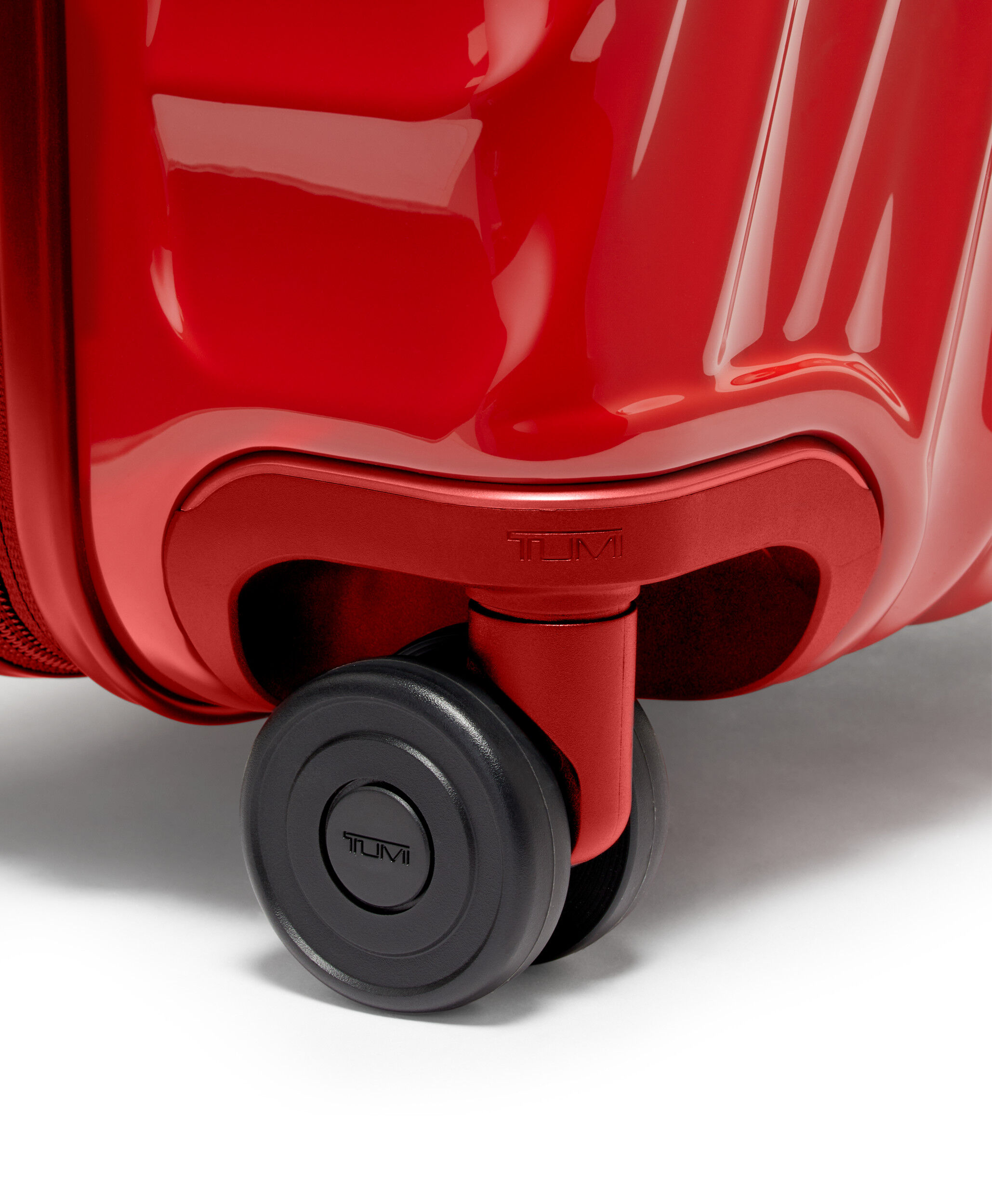 19 Degree International Expandable Carry-On 55 cm Red | TUMI Spain