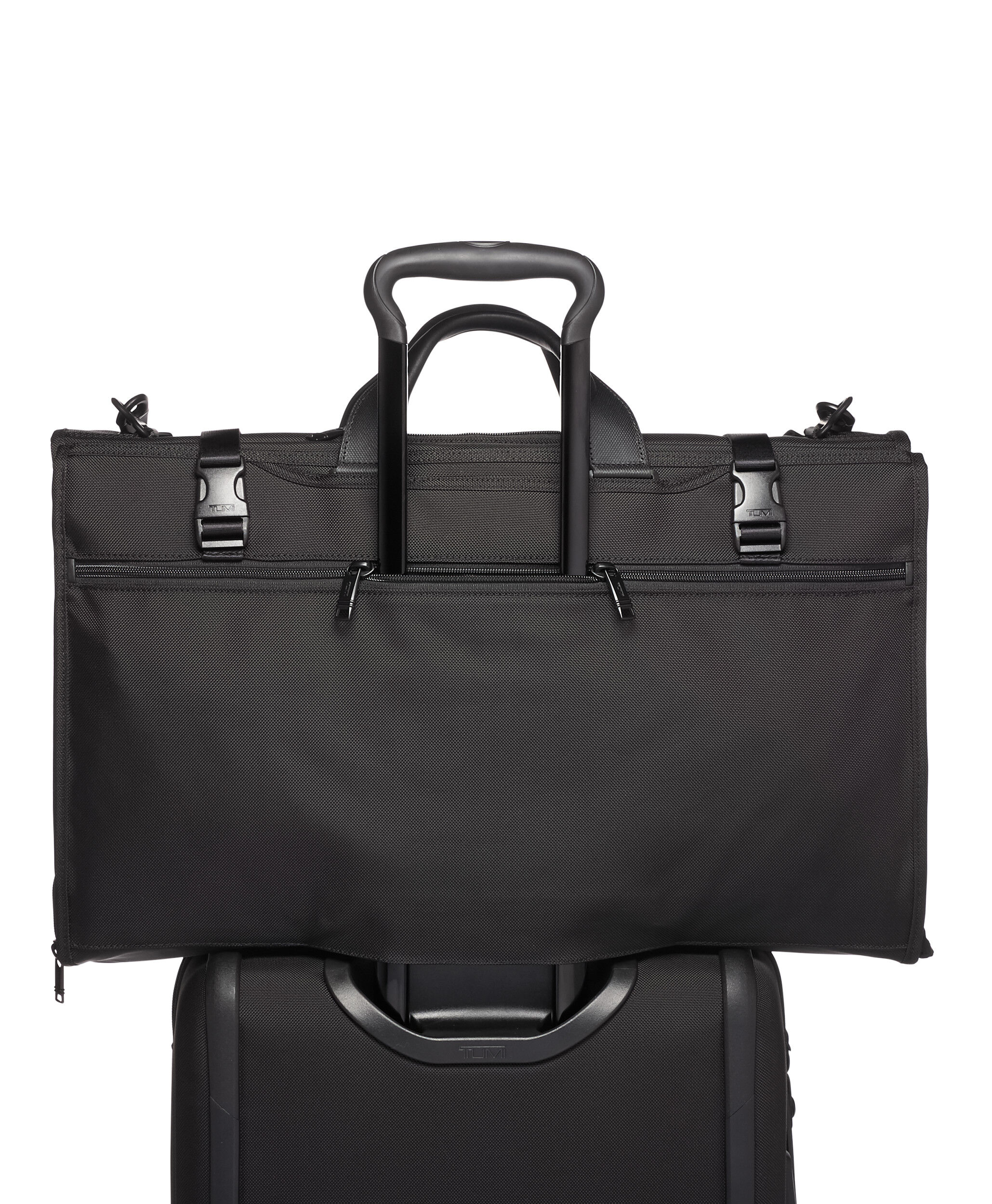 TUMI