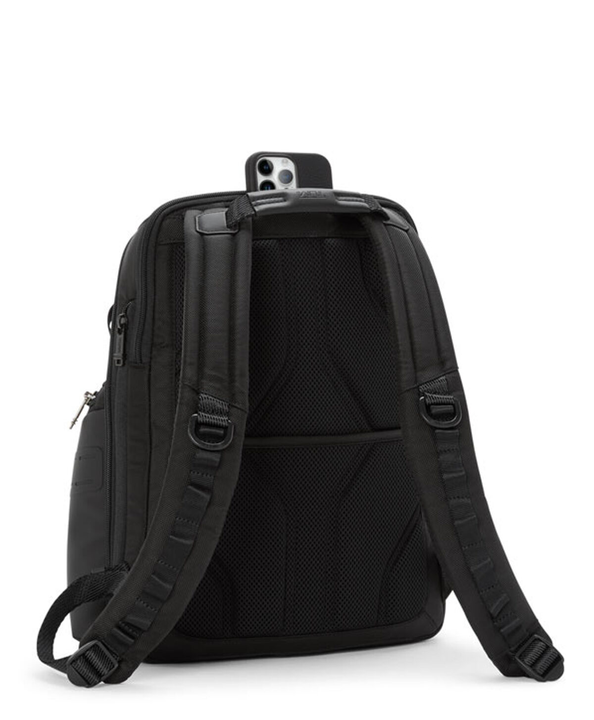 TUMI Mochila Navigation