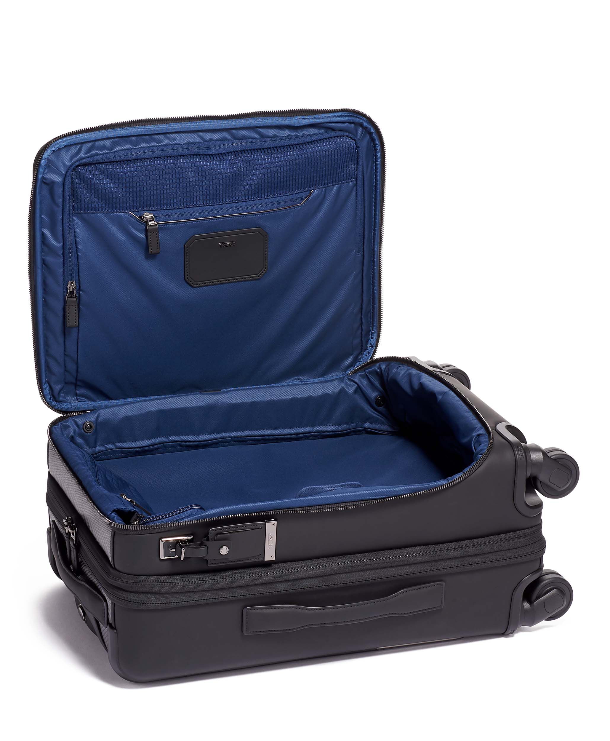 tumi ashton carry on