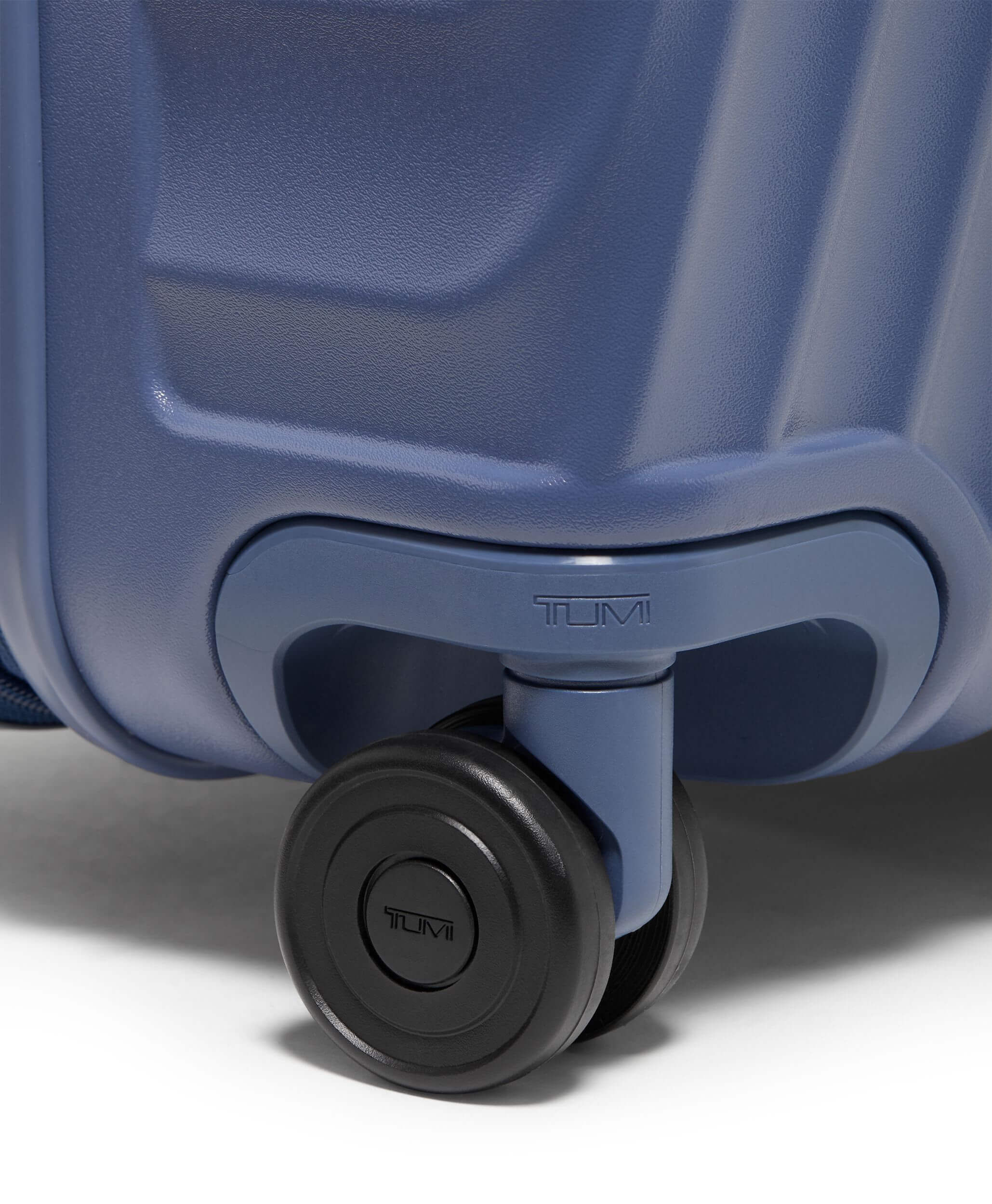Tumi 19 degree aluminum blue discount
