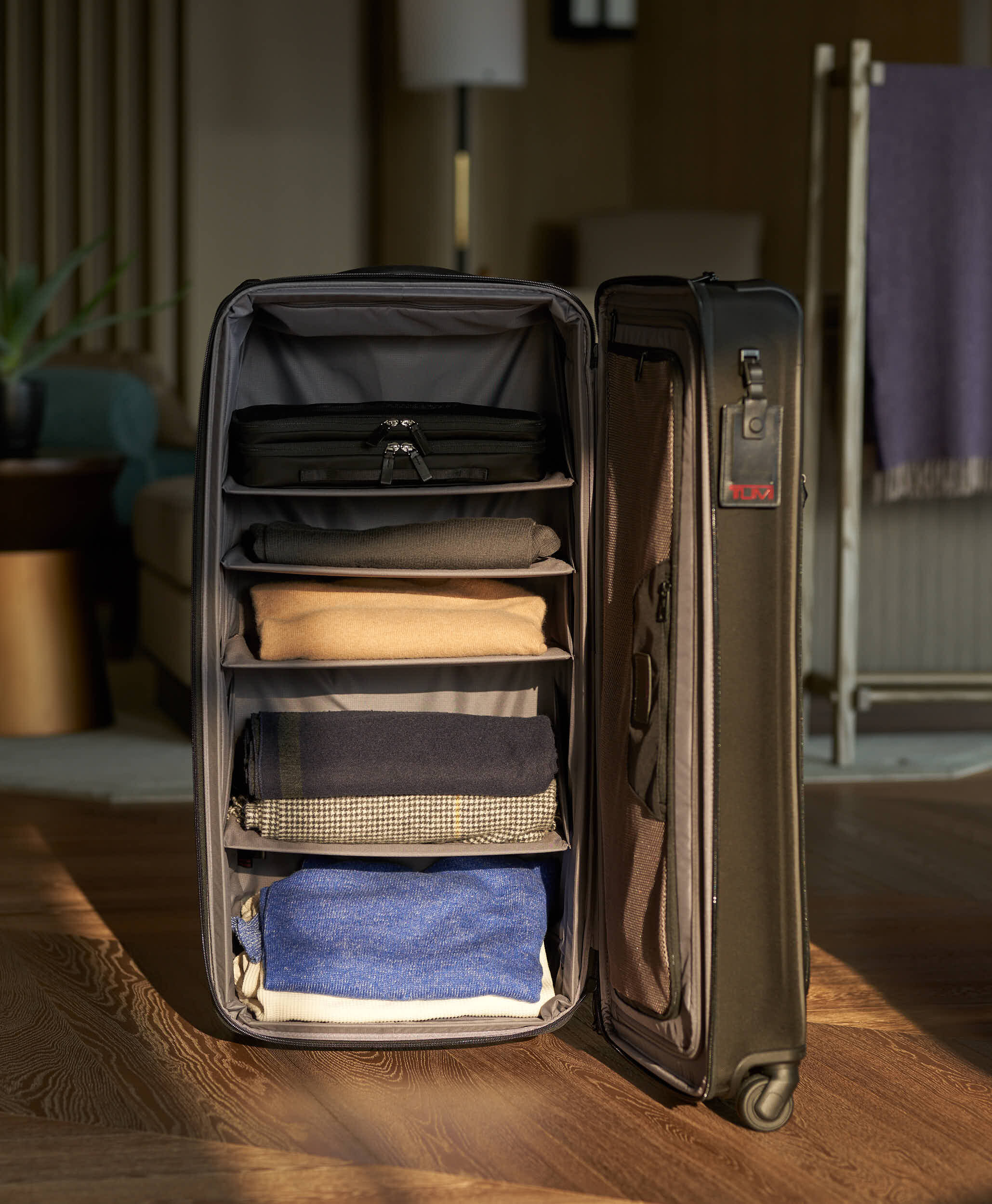 Tumi alpha 3 luggage on sale