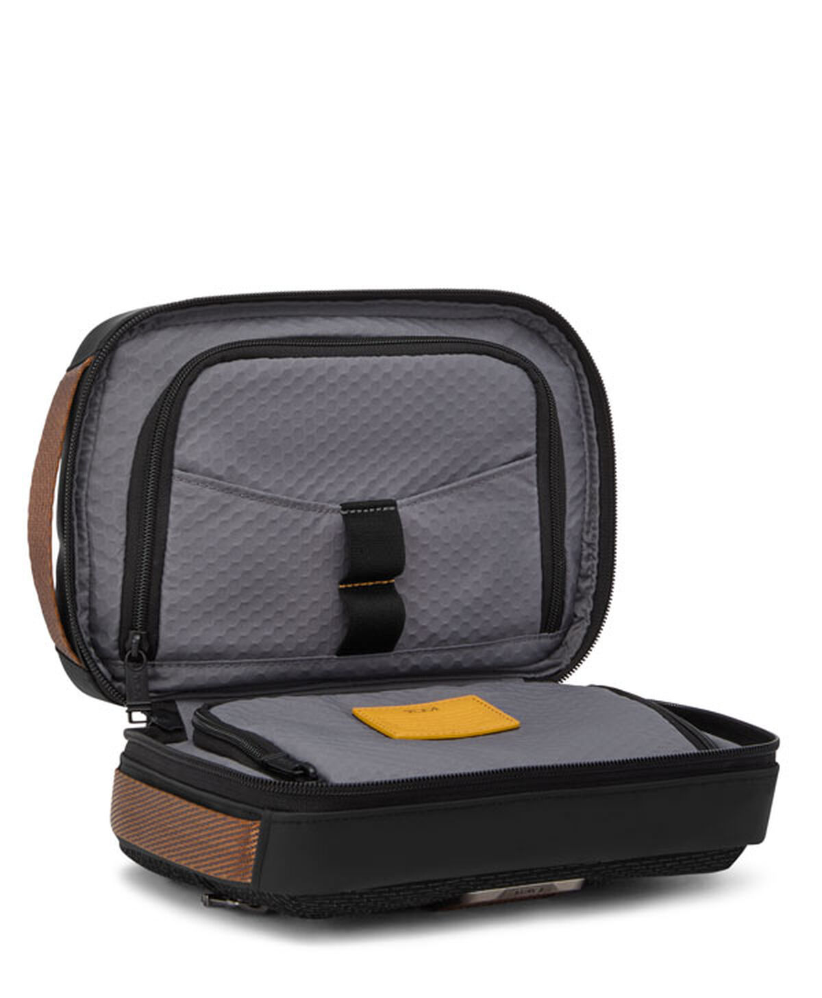 TUMI Kit de viaje Response