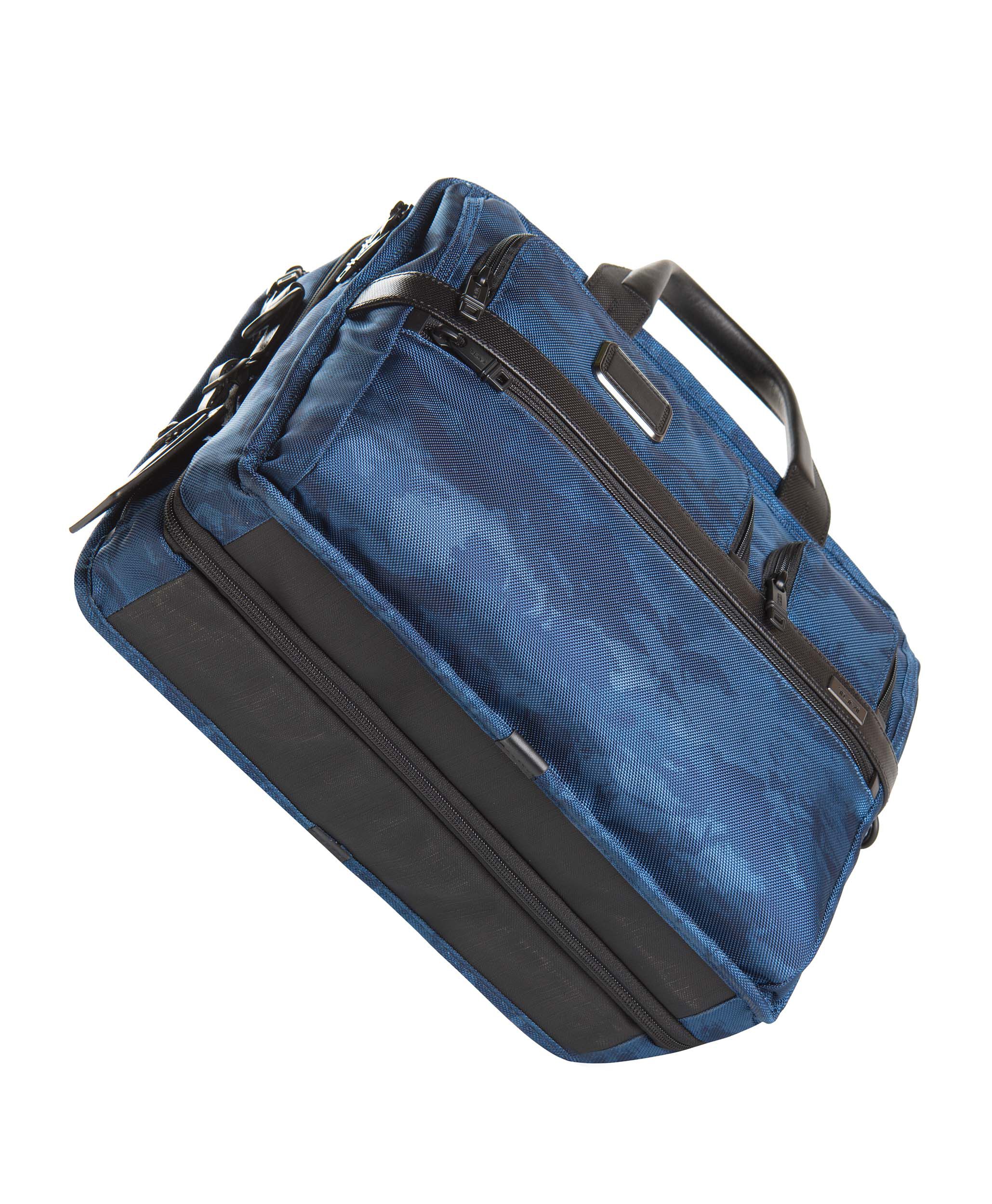 tumi alpha 2 expandable organizer computer brief