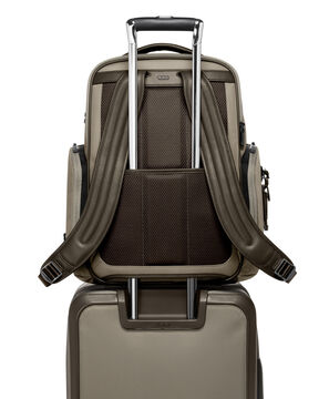 ARRIV&Eacute; Mochila Grande Barker