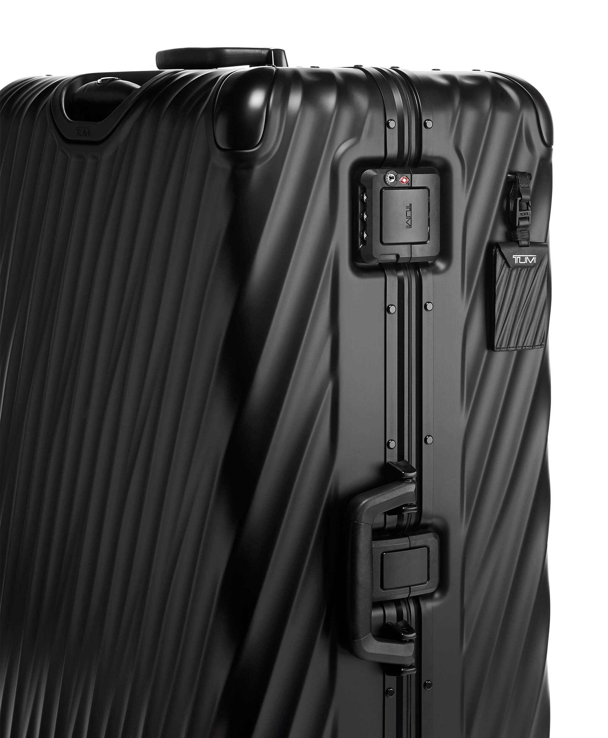 tumi 19 degree aluminum worldwide trip packing case