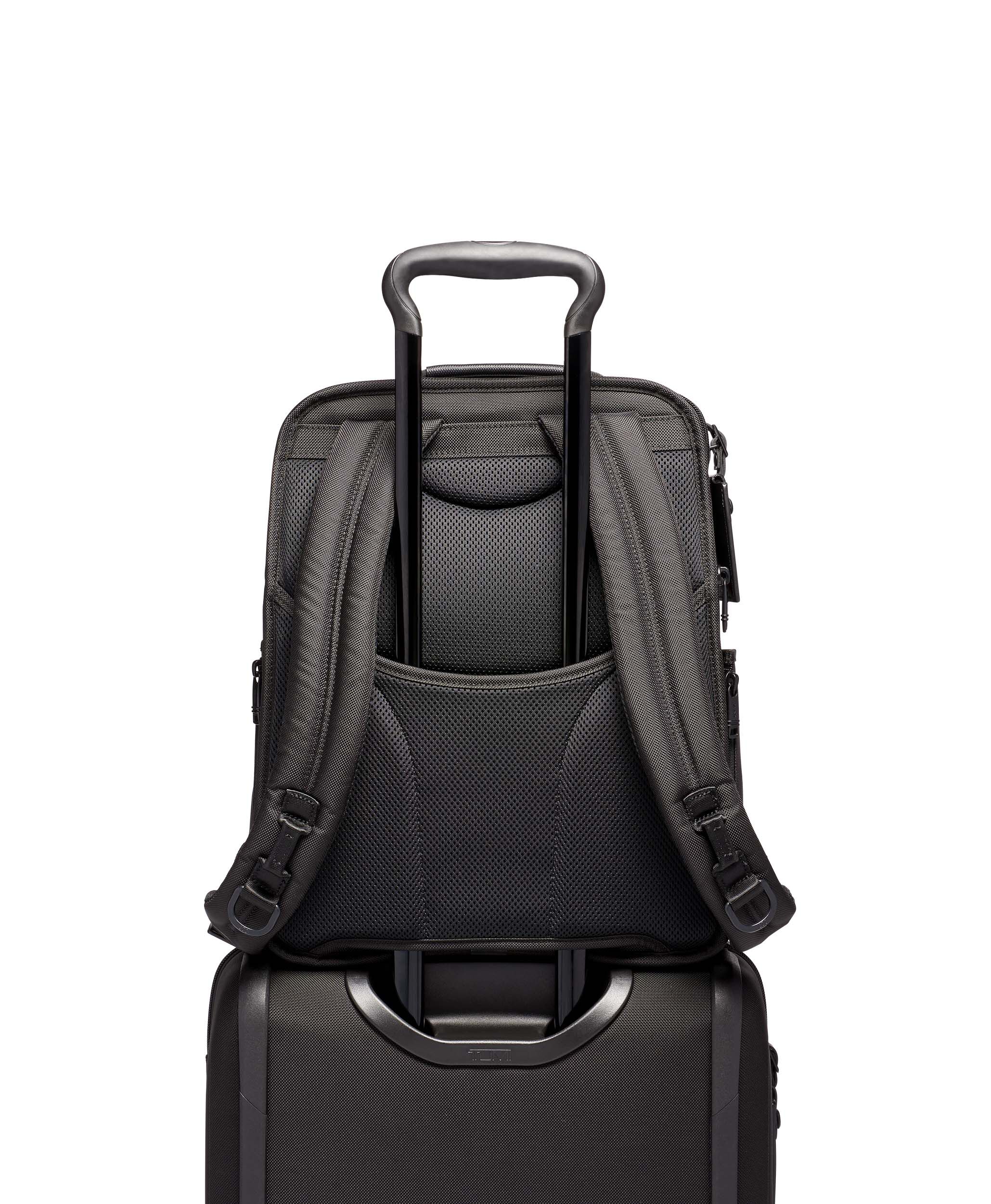 Alpha 3 Slim Solutions Brief Pack Black | TUMI Spain