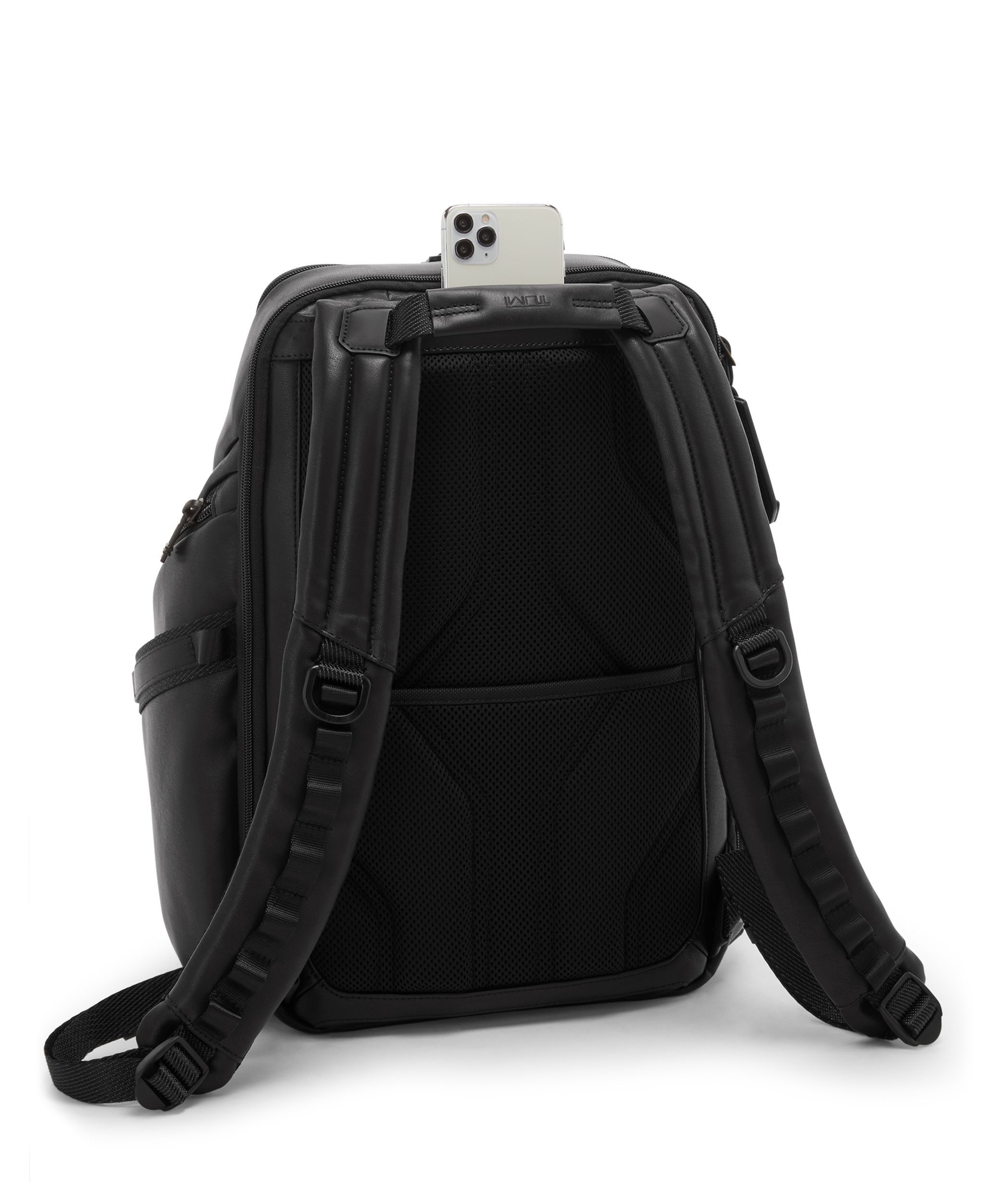 Tumi alpha 3 deals backpack review