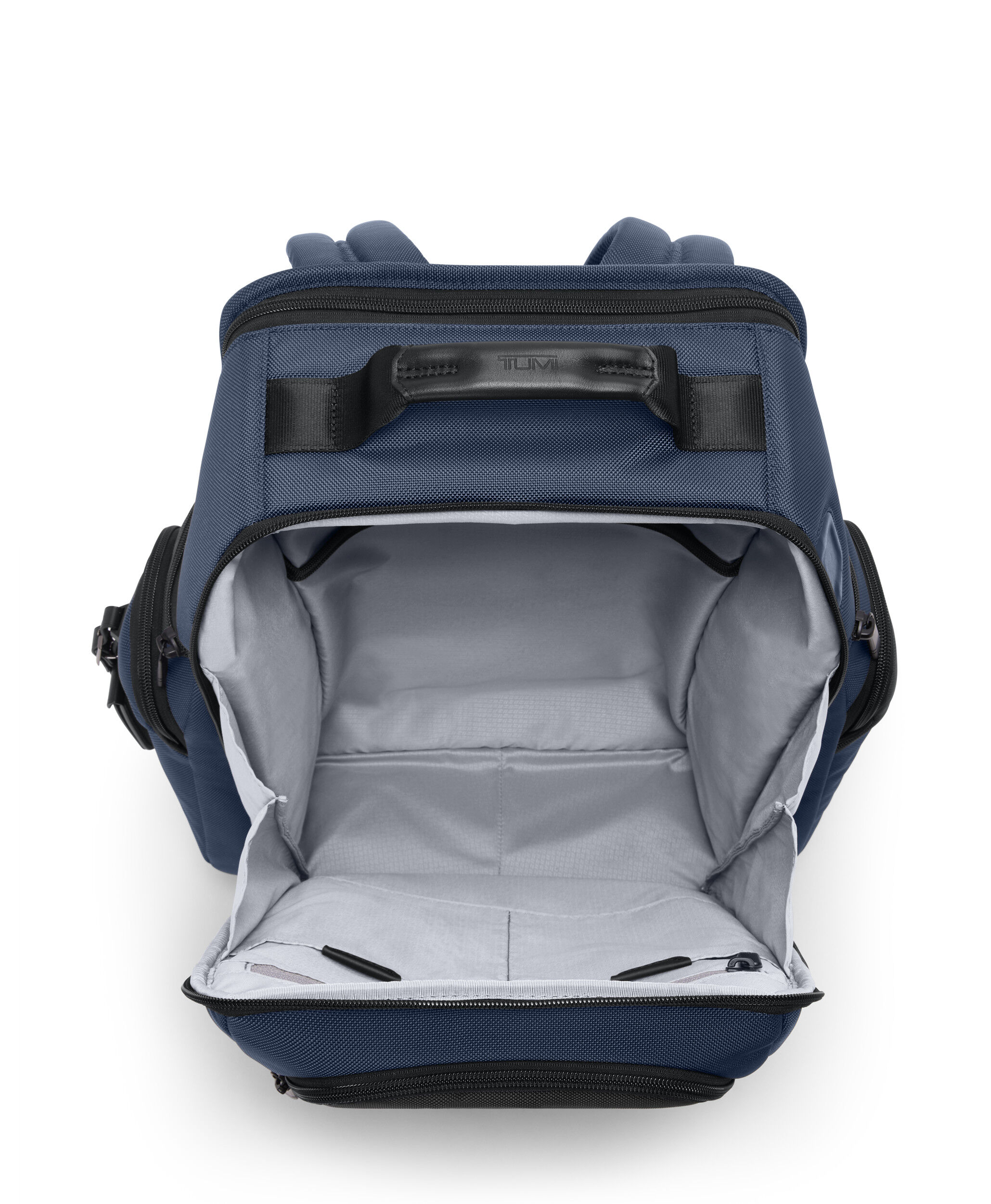 TUMI