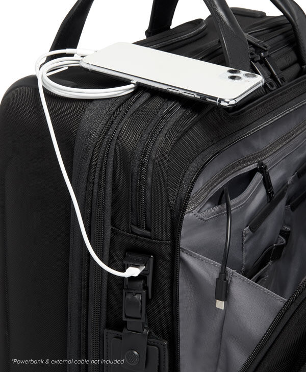 Tumi alpha 3 usb port hotsell