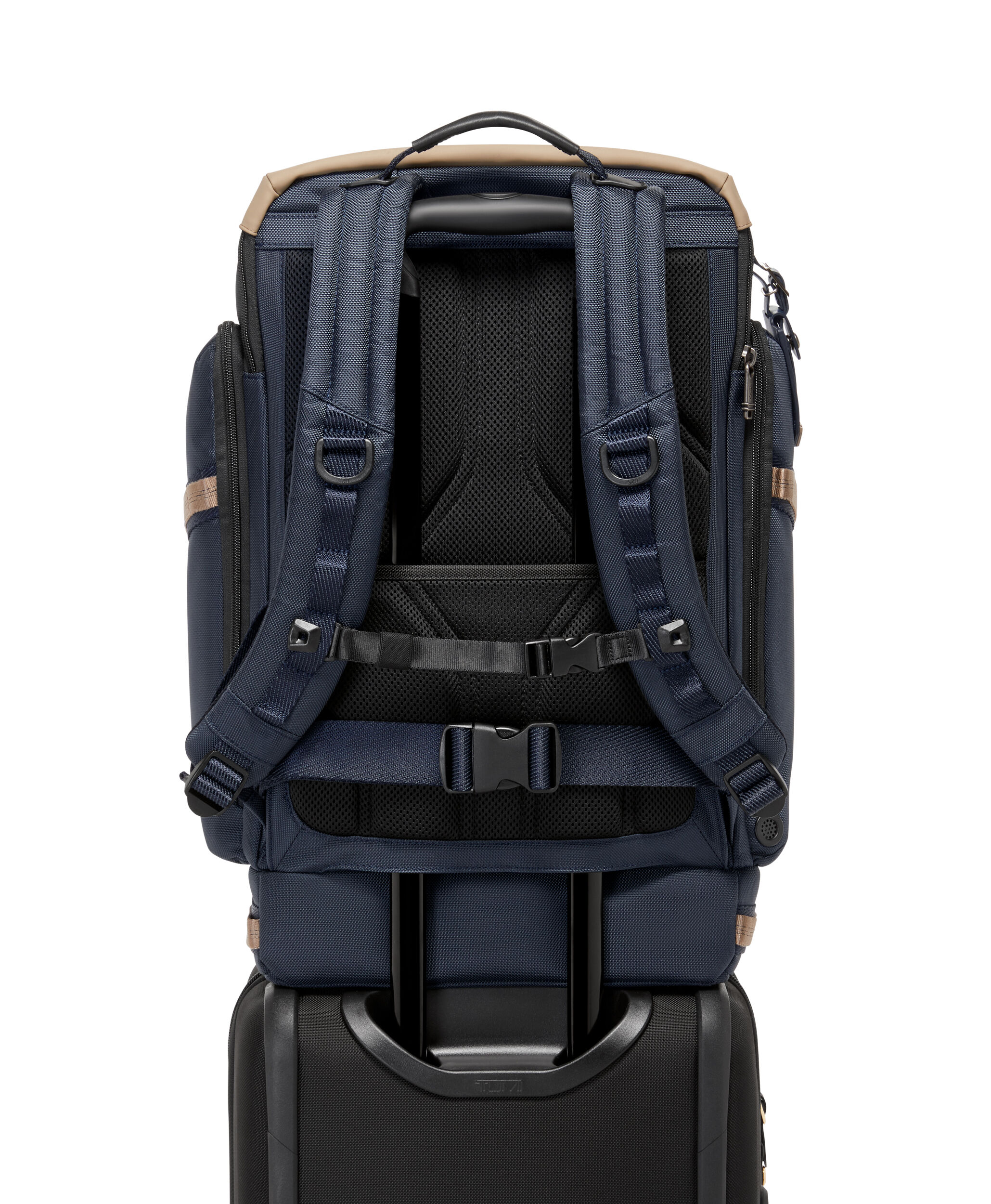Mochila tumi alpha bravo outlet