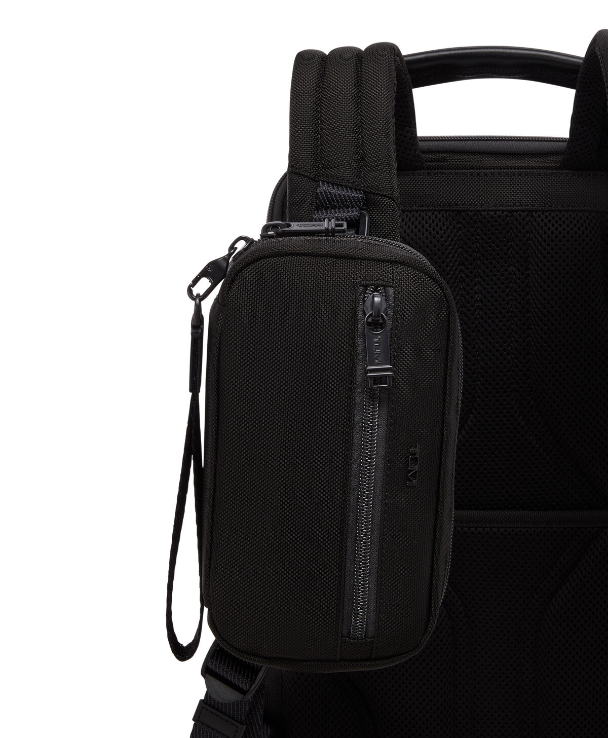 TRAVEL ACCESSORY Estuche con cremallera